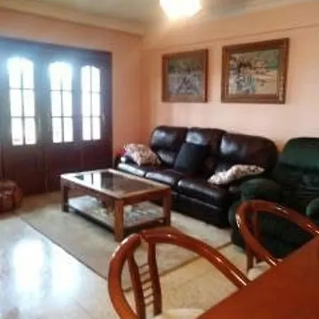 With 3 Bedrooms In Sevilla, With Wonderful View, Enclos *