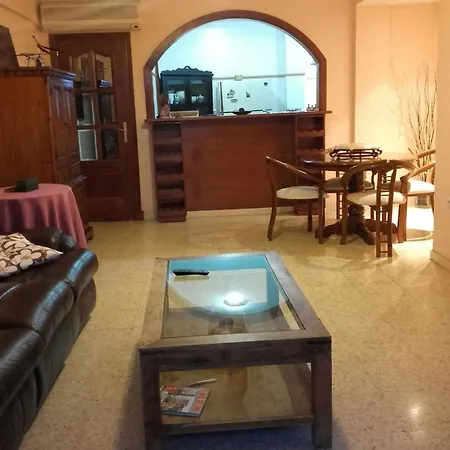 With 3 Bedrooms In Sevilla, With Wonderful View, Enclos